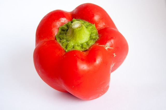 dc12 red-bell-pepper-390647_640