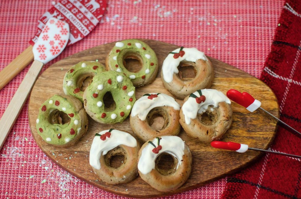 10 Christmas Cookie Recipes For Dogs