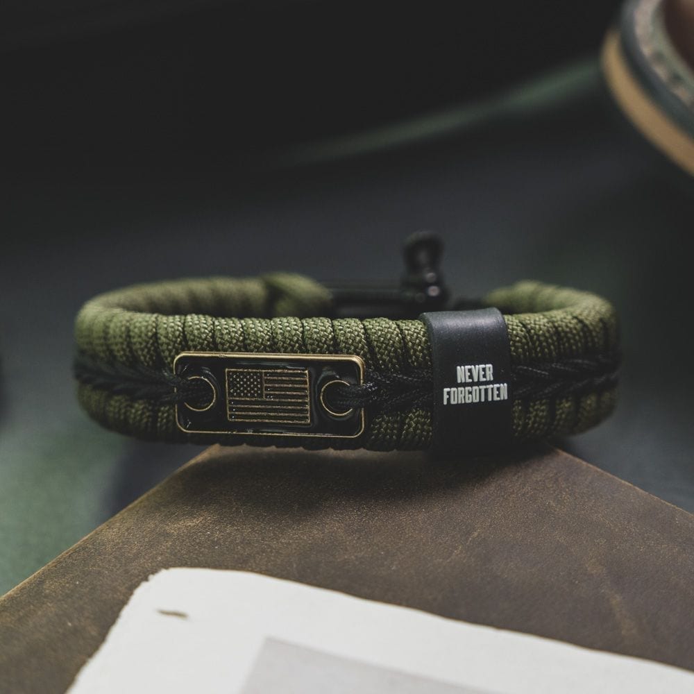 Never Forgotten Green Paracord Bracelet: Helps Pair Veterans With A Service Dog Or Shelter Dog