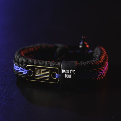 Back The Blue Paracord Bracelet: Helps Pair Retired Police Officers with a Service Dog or Shelter Dog - Deal 60% Off! $9.97