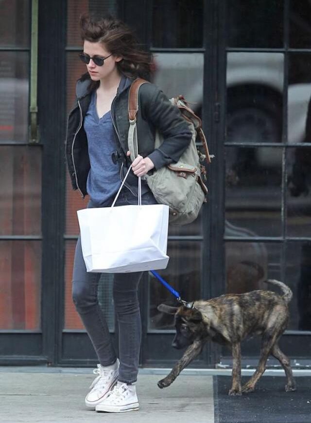 Kristen Stewart walking dog