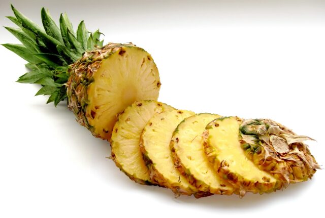 Sliced Pineapple Bromelain