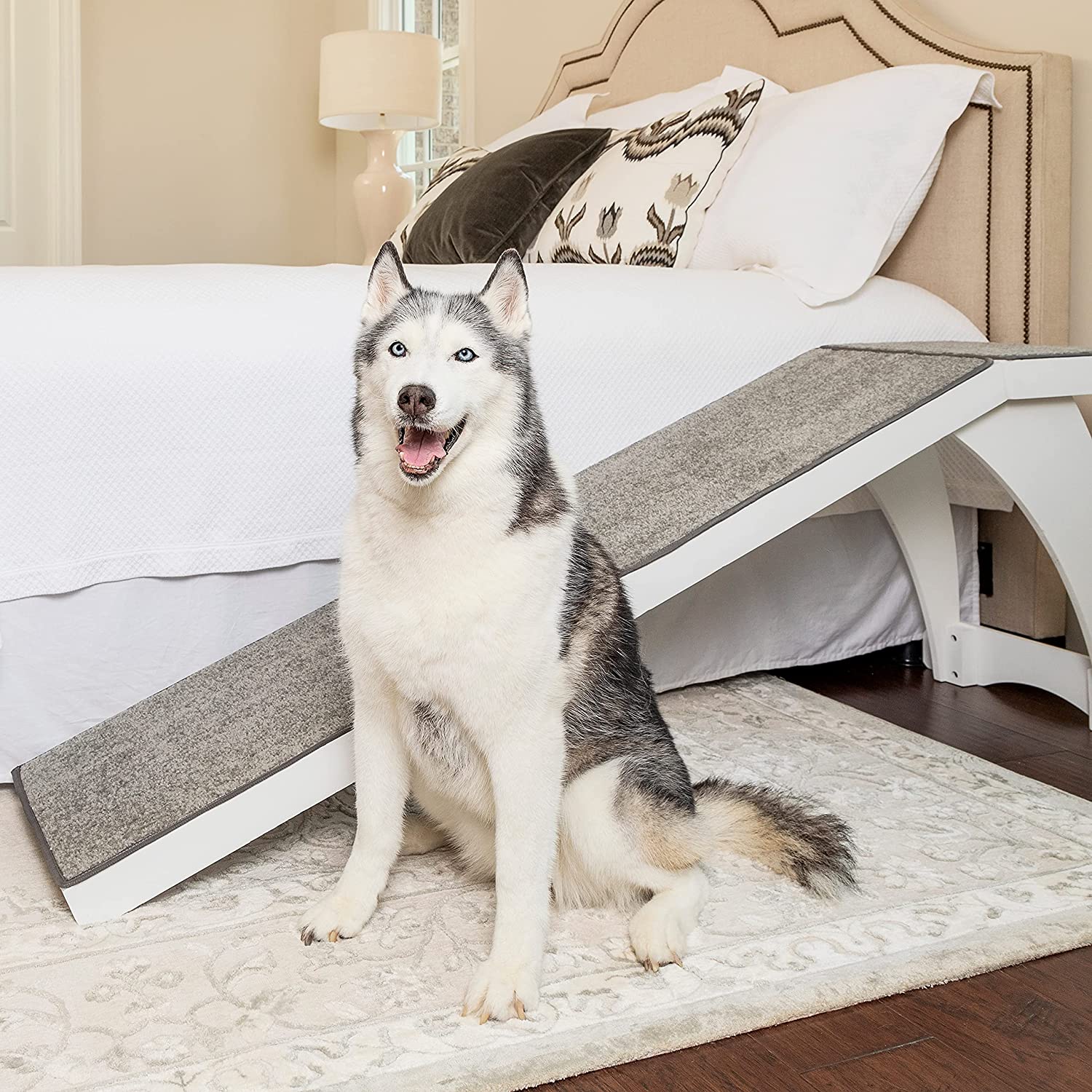 5. PetSafe CozyUp Bed Ramp
