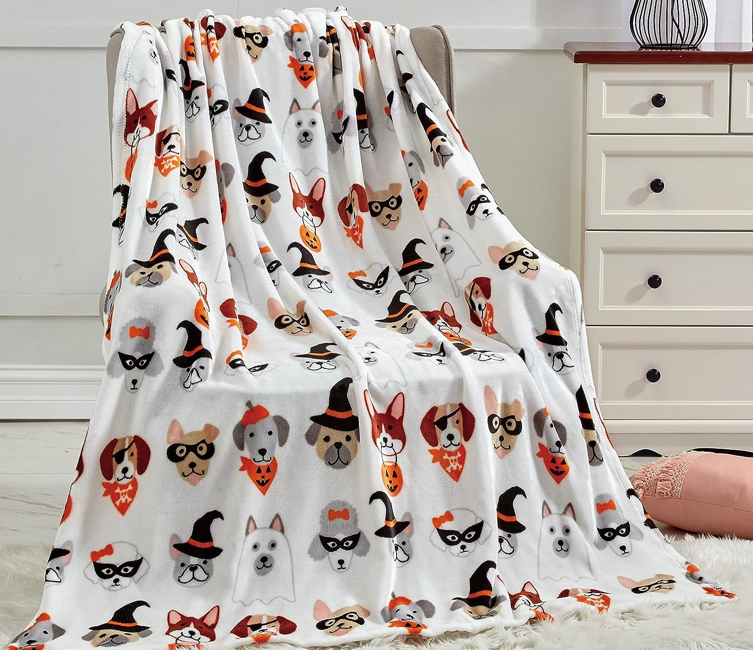 Décor&More Happy Halloween Microplush Throw Blanket - Dogs in Costumes