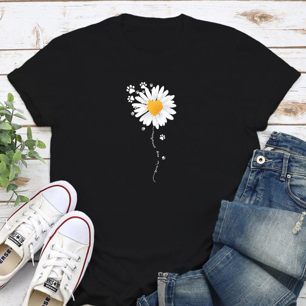 Paw Full Of Daisies Standard Tee Black