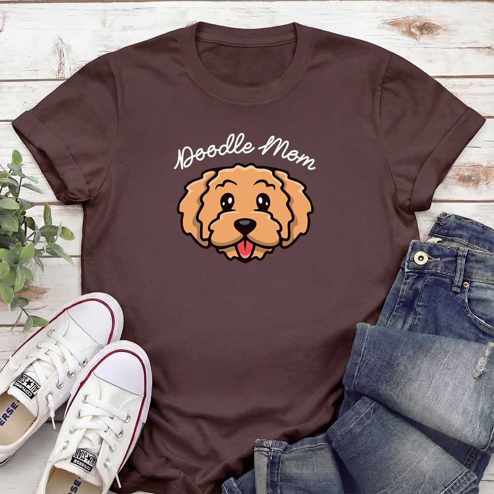 Smiling Doodle Mom Standard Tee Chocolate