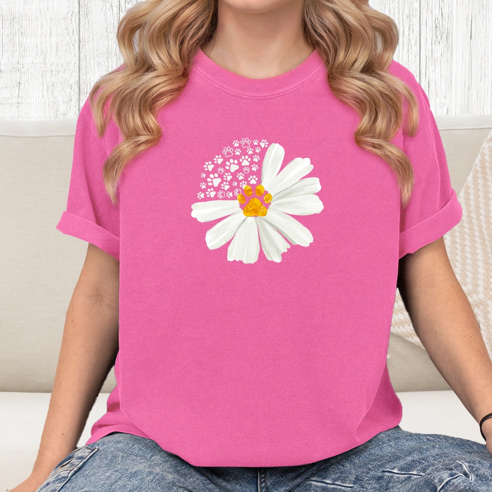 Comfort Colors Golden Paw Bloom Vintage Washed Tee - Crunchberry