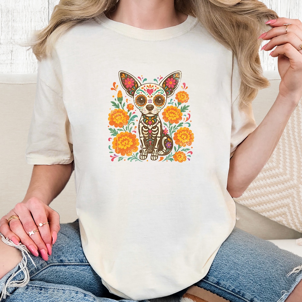 Comfort Colors DÃa de los Muertos Chihuahua Vintage Washed Tee - Ivory