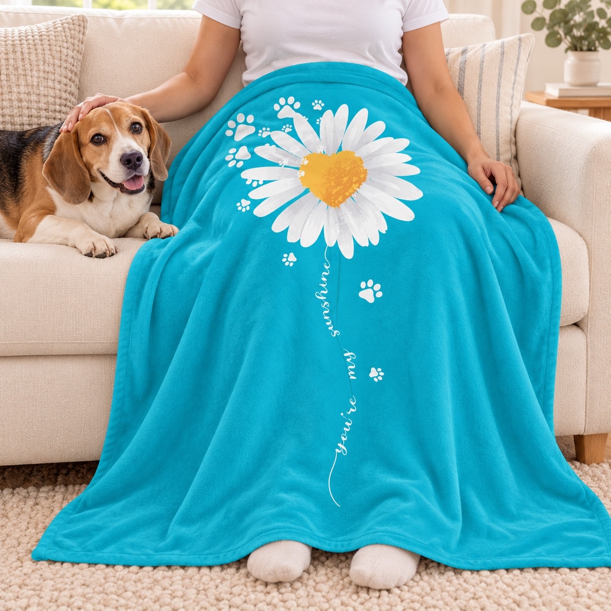 Paw Full of Daisies Cozy Plush Fleece Blanket - 50"x60"